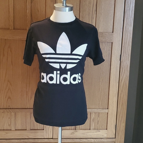 Junior Women's Adidas Tee - Picture 1 of 3
